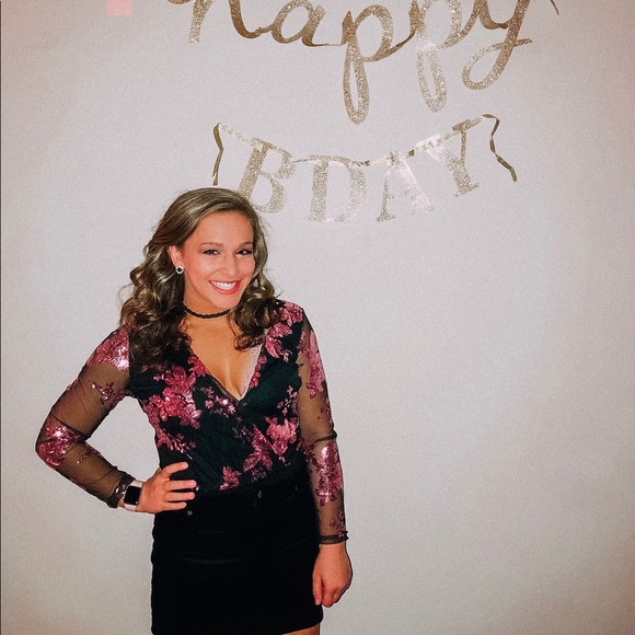 Meet your Posher, Jessica - Picture 6 of 6